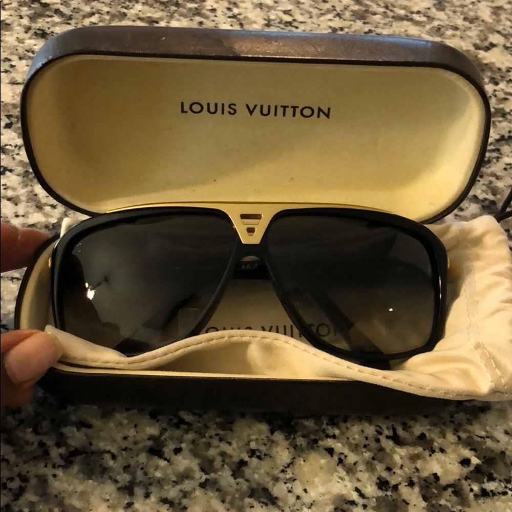 Authentic Louis Vuitton men sunglasses